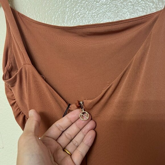 Nookie Alyssa Chain Midi Dress Women's Size S Tan One Shoulder Sleeve Jersey - Picture 5 of 9